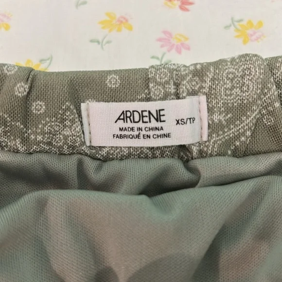 Summery Women’s Green Printed Two Piece Skirt and Cropped Top - Picture 2 of 4